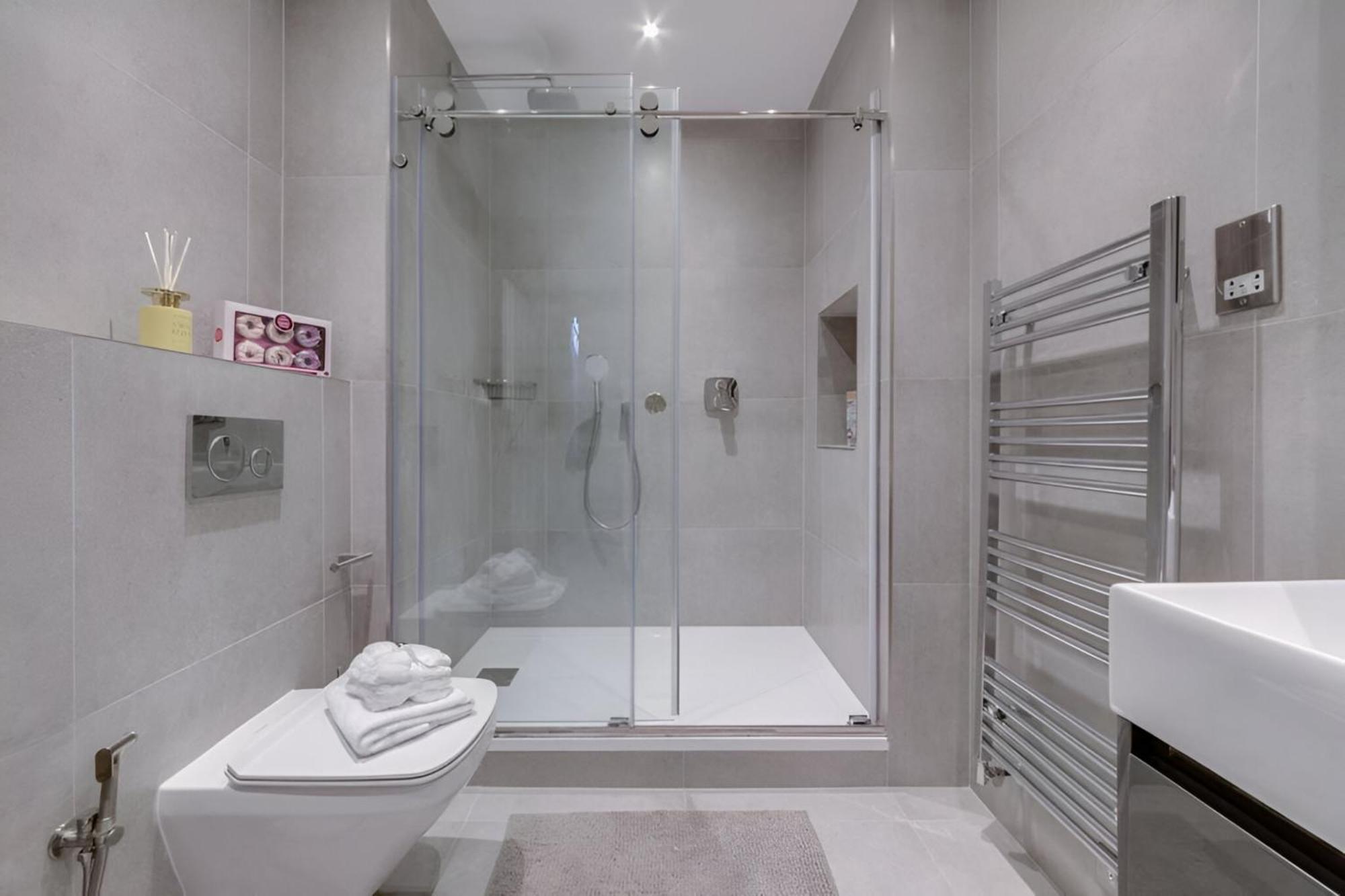 Luxury London 3 Bedroom Duplex With Pool Table - 4Hs Esterno foto