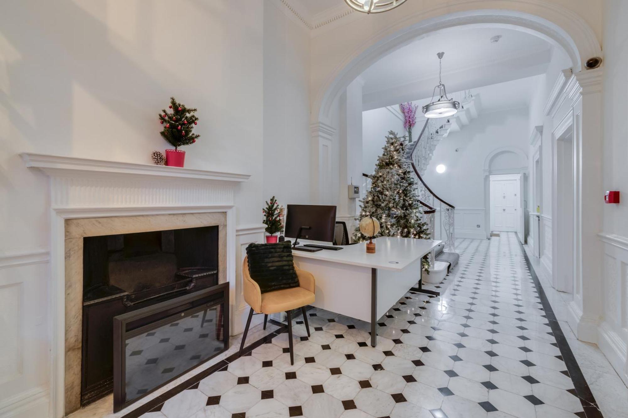 Luxury London 3 Bedroom Duplex With Pool Table - 4Hs Esterno foto